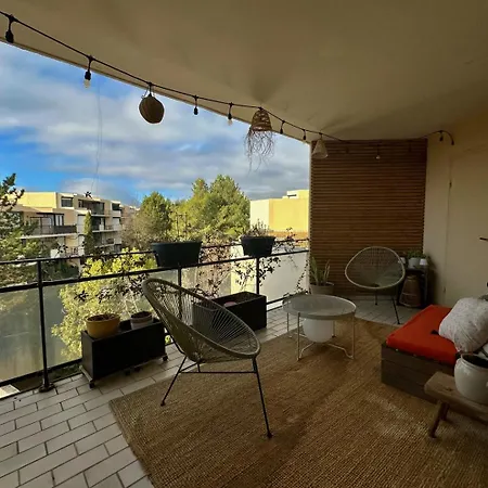 Apartment Chic Design - Family-friendly *